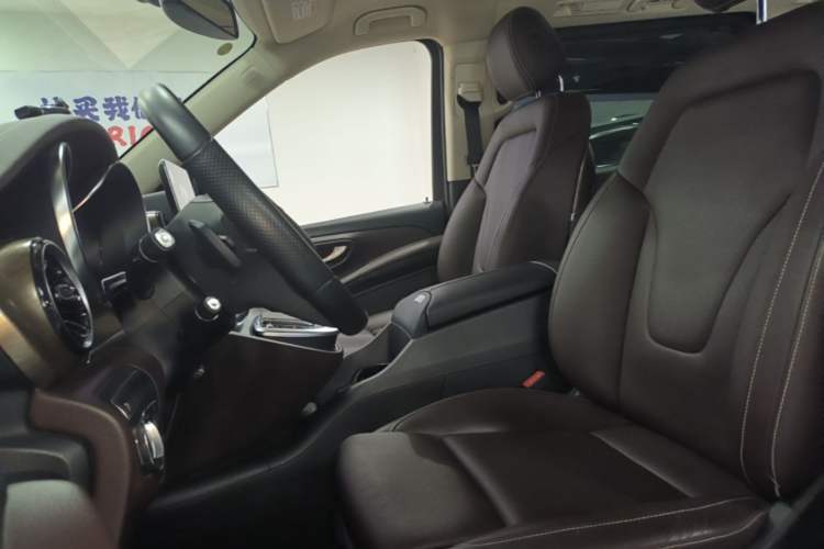Used Mercedes-Benz V-Class 2022 V 260 Prestige Edition Left Front Seat