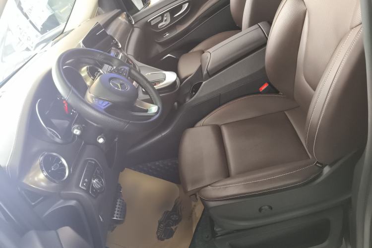 Used Mercedes-Benz V-Class 2022 V 260 L Long-wheelbase Luxury Edition Left Front Seat