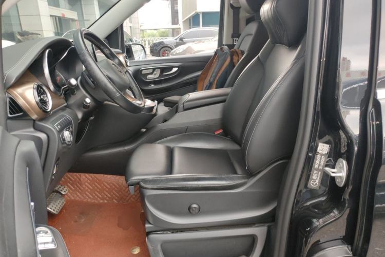Used Mercedes-Benz V-Class 2022 V 260 Prestige Edition Left Front Seat