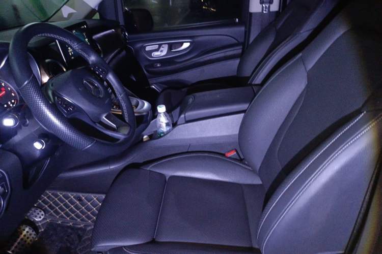 Used Mercedes-Benz V-Class 2022 V 260 Prestige Edition Left Front Seat