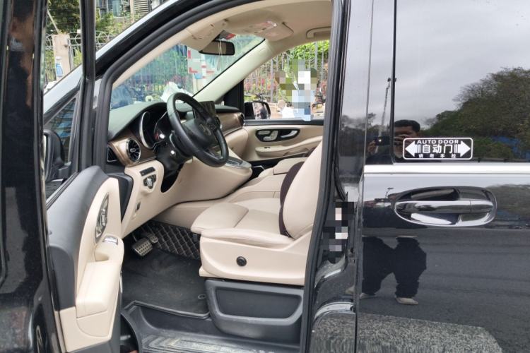 Used Mercedes-Benz V-Class 2022 V 260 Prestige Edition Left Front Seat