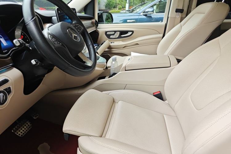 Used Mercedes-Benz V-Class 2022 V 260 L Long Wheelbase Prestige Edition Left Front Seat
