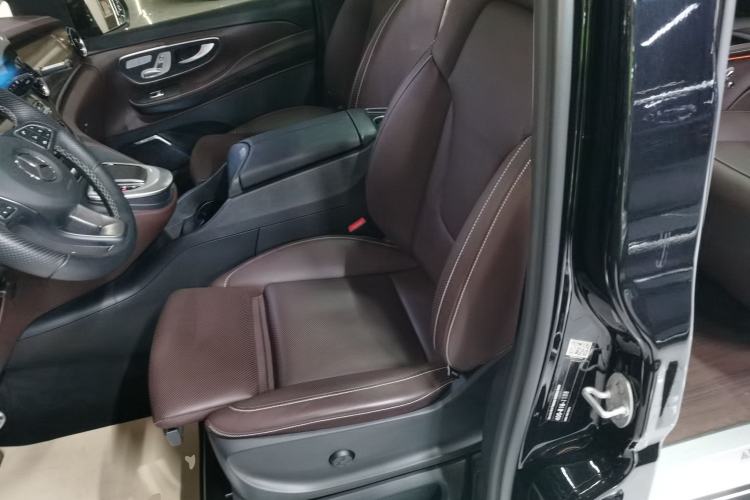 Used Mercedes-Benz V-Class 2022 V 260 L Long-wheelbase Luxury Edition Left Front Seat
