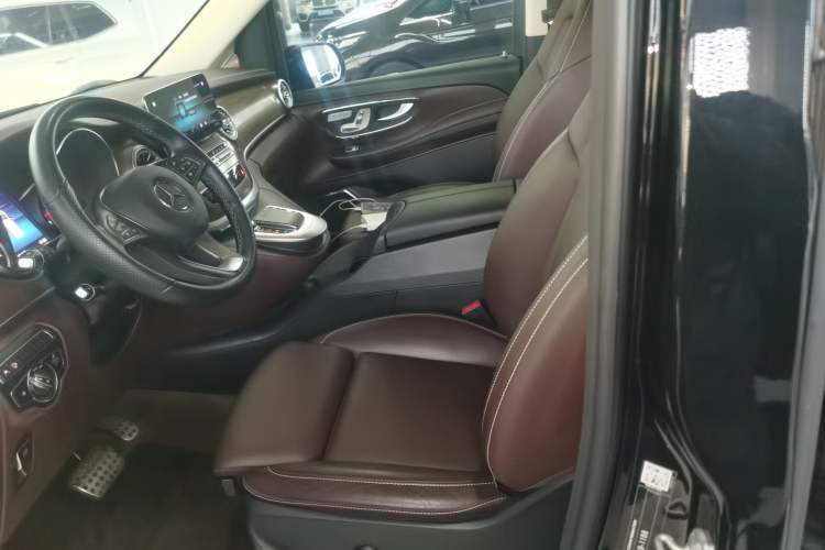 Used Mercedes-Benz V-Class 2022 V 260 L Long Wheelbase Prestige Edition Left Front Seat