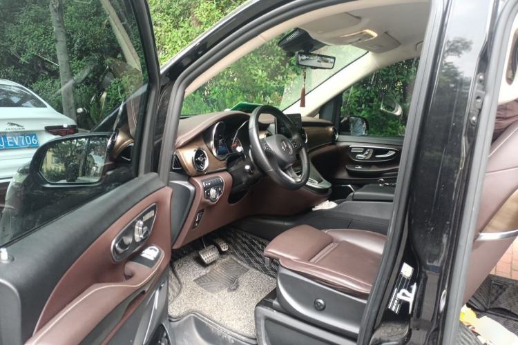 Used Mercedes-Benz V-Class 2022 V 260 L Long-wheelbase Luxury Edition Left Front Seat