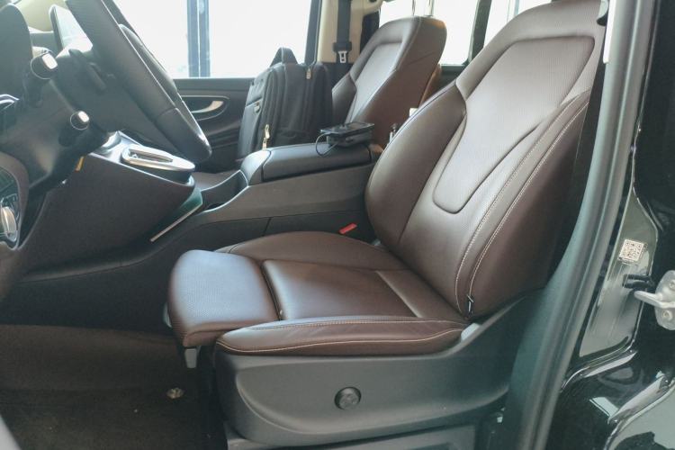 Used Mercedes-Benz V-Class 2022 V 260 L Long-wheelbase Luxury Edition Left Front Seat