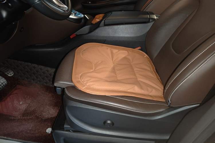Used Mercedes-Benz V-Class 2022 V 260 L Long-wheelbase Luxury Edition Left Front Seat