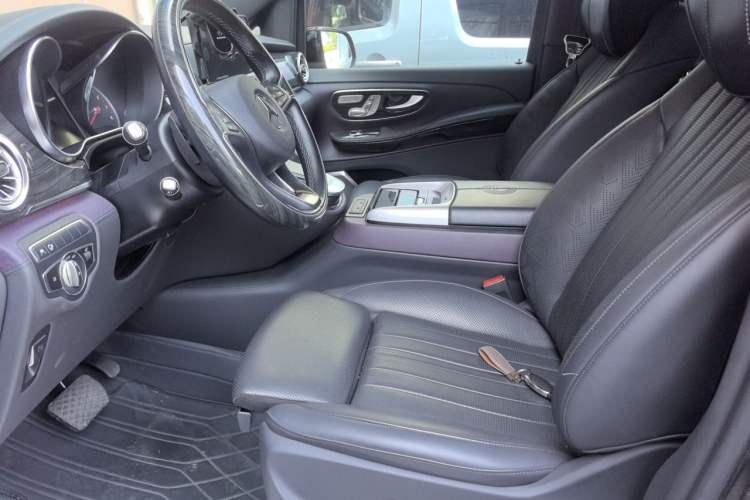 Used Mercedes-Benz V-Class 2022 V 260 L Long Wheelbase Prestige Edition Left Front Seat