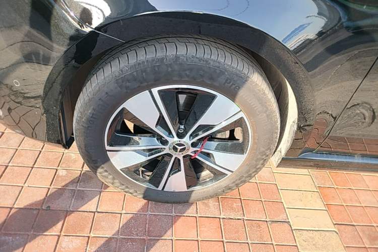 Used Mercedes-Benz V-Class 2022 V 260 L Long Wheelbase Prestige Edition Left Front Wheel Hub