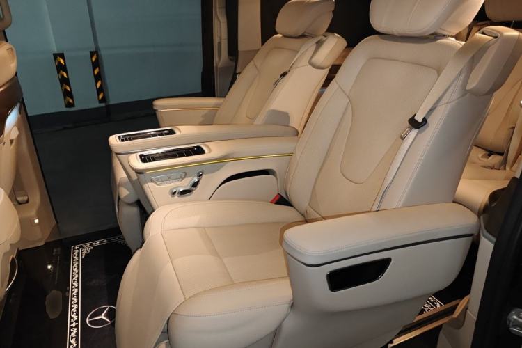Used Mercedes-Benz V-Class 2022 V 260 Prestige Edition Left Rear Seat