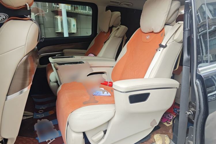 Used Mercedes-Benz V-Class 2022 V 260 L Long Wheelbase Prestige Edition Left Rear Seat