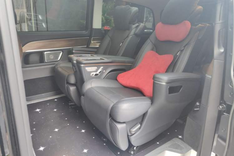 Used Mercedes-Benz V-Class 2022 V 260 L Long Wheelbase Prestige Edition Left Rear Seat