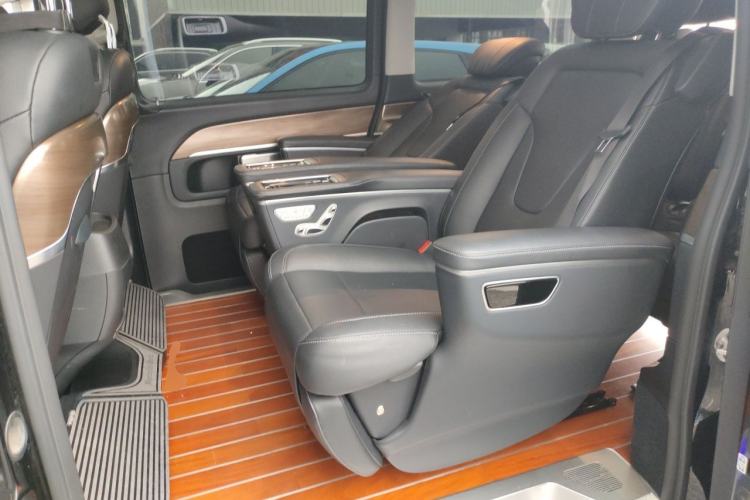 Used Mercedes-Benz V-Class 2022 V 260 Prestige Edition Left Rear Seat