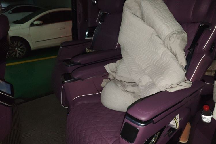 Used Mercedes-Benz V-Class 2022 V 260 L Long Wheelbase Prestige Edition Left Rear Seat
