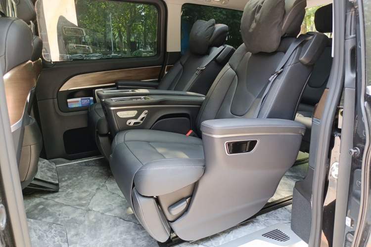 Used Mercedes-Benz V-Class 2022 V 260 Prestige Edition Left Rear Seat