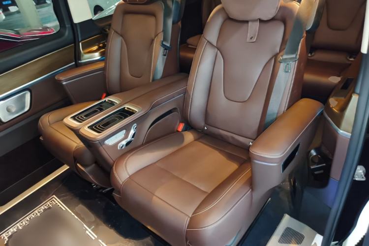 Used Mercedes-Benz V-Class 2022 V 260 L Long Wheelbase Prestige Edition Left Rear Seat