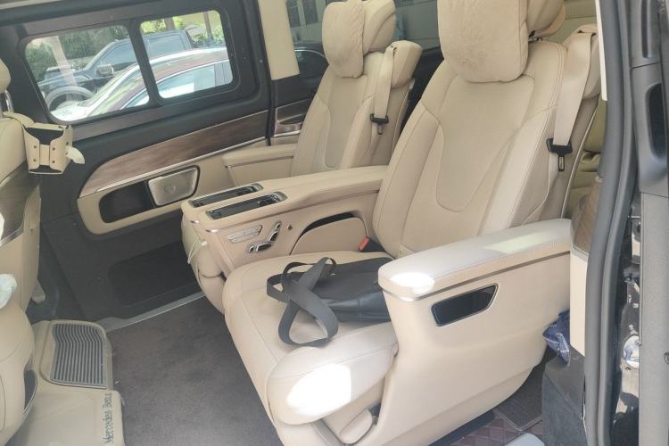 Used Mercedes-Benz V-Class 2022 V 260 Prestige Edition Left Rear Seat