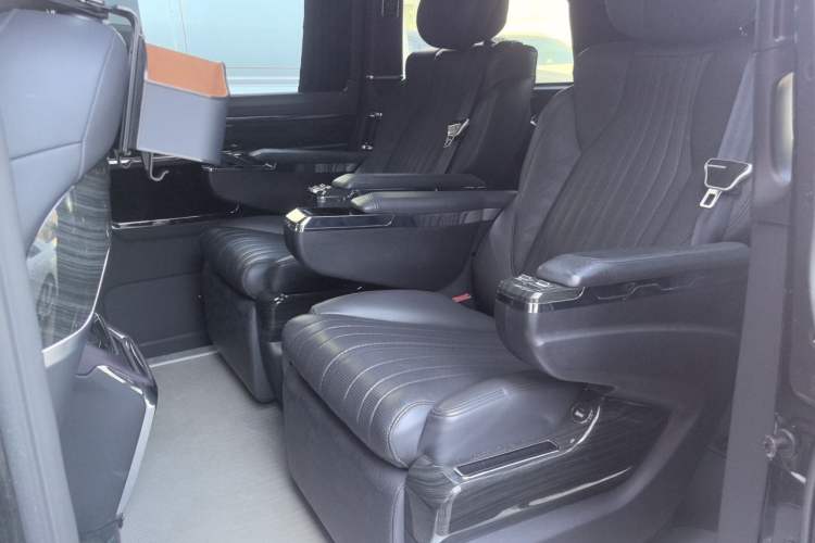 Used Mercedes-Benz V-Class 2022 V 260 L Long Wheelbase Prestige Edition Left Rear Seat