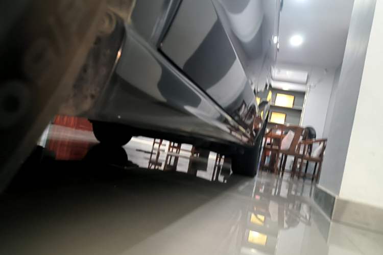 Used Mercedes-Benz V-Class 2022 V 260 Prestige Edition Left Side Sill