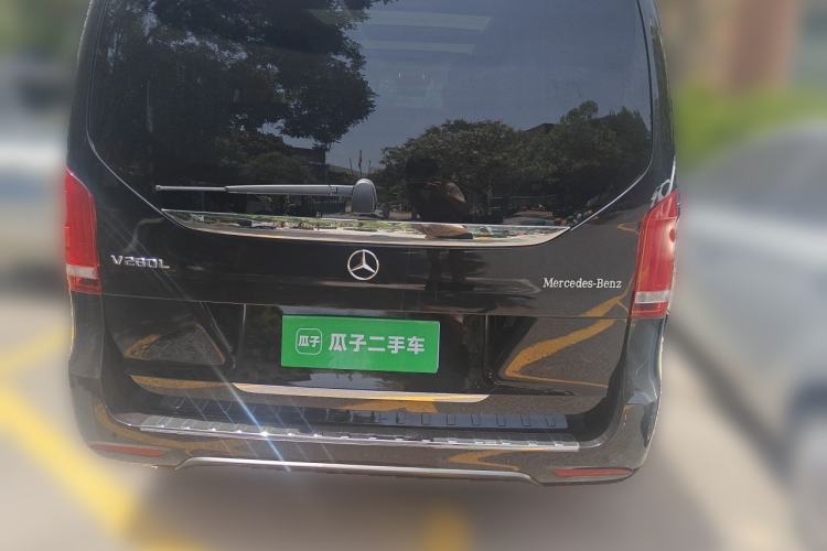 Used Mercedes-Benz V-Class 2022 V 260 L Long-wheelbase Luxury Edition Rear