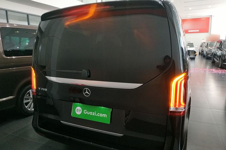 Used Mercedes-Benz V-Class 2022 V 260 Avantgarde Edition Rear