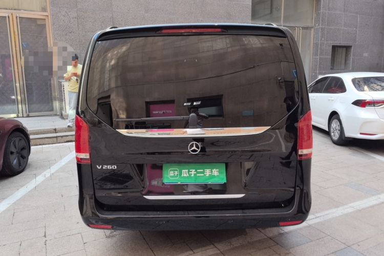 Used Mercedes-Benz V-Class 2022 V 260 Avantgarde Edition Rear