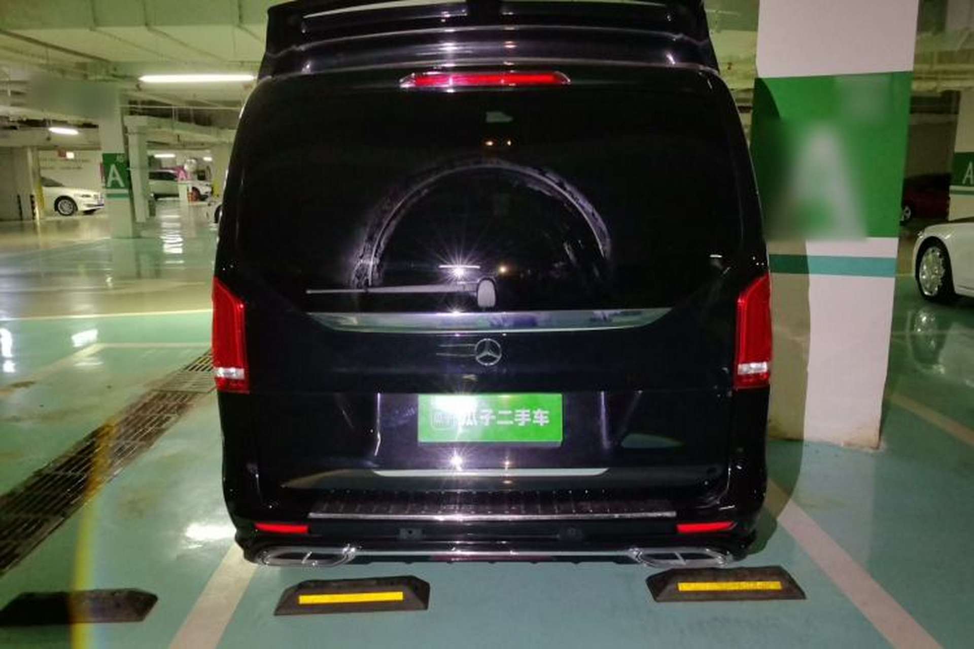 Used Mercedes-Benz V-Class  Rear