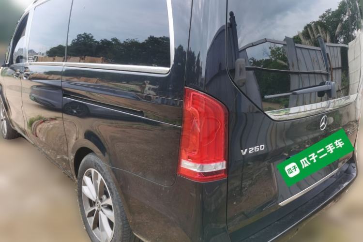 Used Mercedes-Benz V-Class 2022 V 260 Avantgarde Edition Rear Left 45 Deg