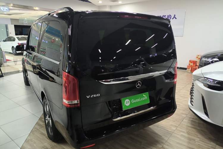 Used Mercedes-Benz V-Class 2022 V 260 Prestige Edition Rear Left 45 Deg
