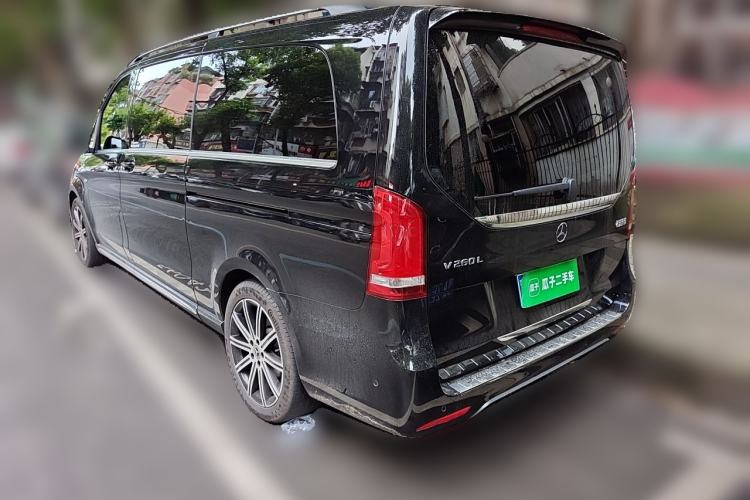 Used Mercedes-Benz V-Class 2022 V 260 L Long-wheelbase Luxury Edition Rear Left 45 Deg