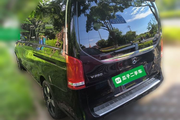 Used Mercedes-Benz V-Class 2022 V 260 Avantgarde Edition Rear Left 45 Deg