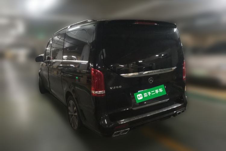 Used Mercedes-Benz V-Class 2022 V 260 Avantgarde Edition Rear Left 45 Deg