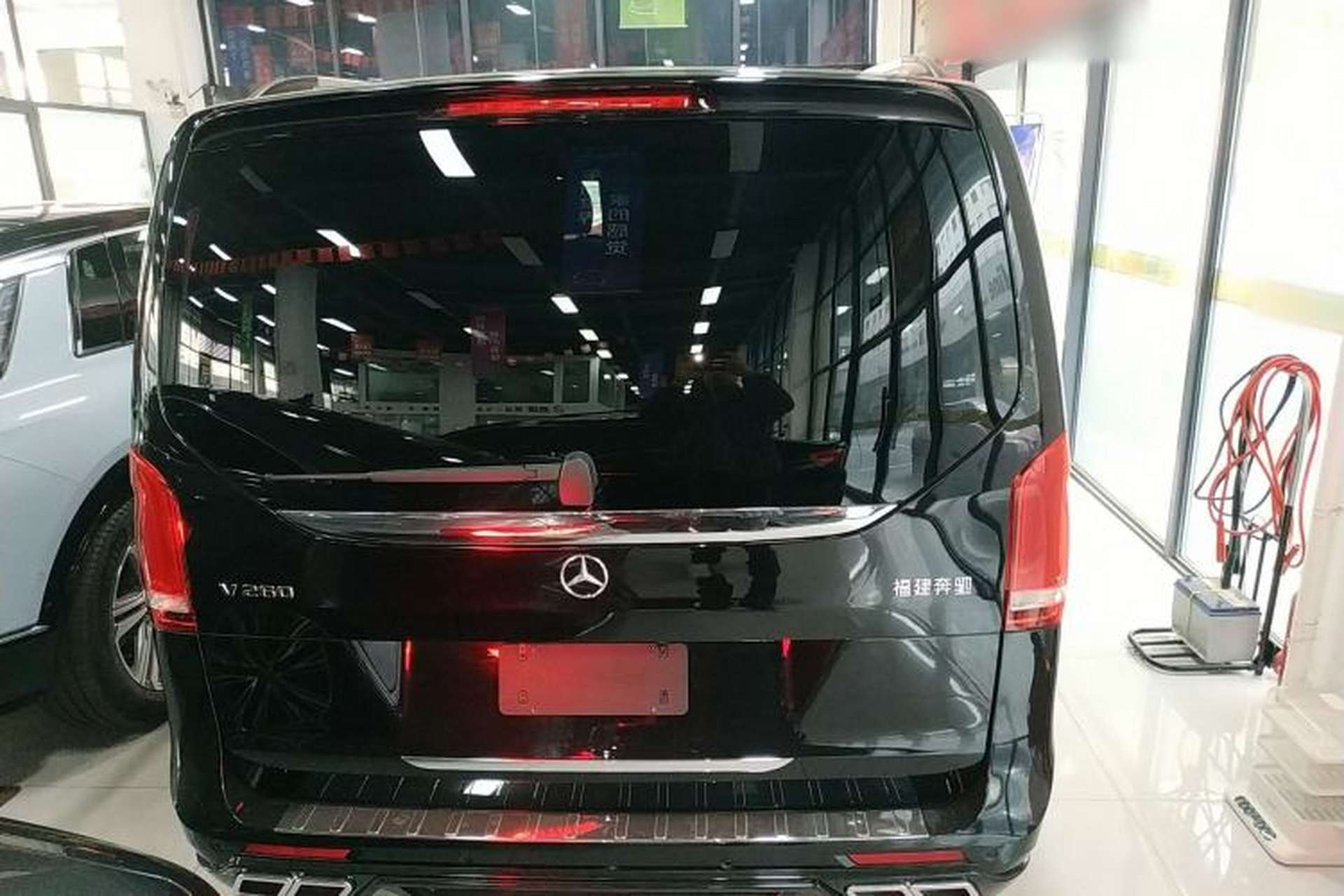 Used Mercedes-Benz V-Class 2022 V 260 Avantgarde Edition Rear