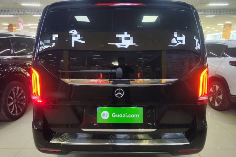 Used Mercedes-Benz V-Class 2022 V 260 L Long-wheelbase Luxury Edition Rear