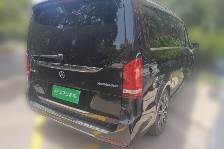 Used Mercedes-Benz V-Class 2022 V 260 L Long-wheelbase Luxury Edition Rear Right 45 Deg