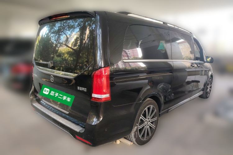 Used Mercedes-Benz V-Class 2022 V 260 L Long-wheelbase Luxury Edition Rear Right 45 Deg