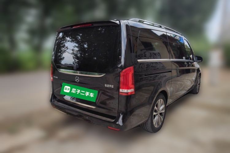 Used Mercedes-Benz V-Class 2022 V 260 Avantgarde Edition Rear Right 45 Deg