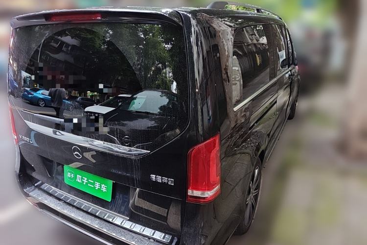 Used Mercedes-Benz V-Class 2022 V 260 L Long-wheelbase Luxury Edition Rear Right 45 Deg
