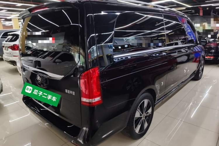 Used Mercedes-Benz V-Class 2022 V 260 L Long Wheelbase Prestige Edition Rear Right 45 Deg
