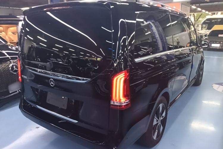 Used Mercedes-Benz V-Class 2022 V 260 Prestige Edition Rear Right 45 Deg