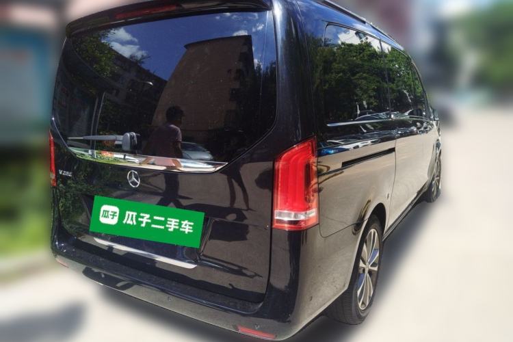 Used Mercedes-Benz V-Class 2022 V 260 Avantgarde Edition Rear Right 45 Deg