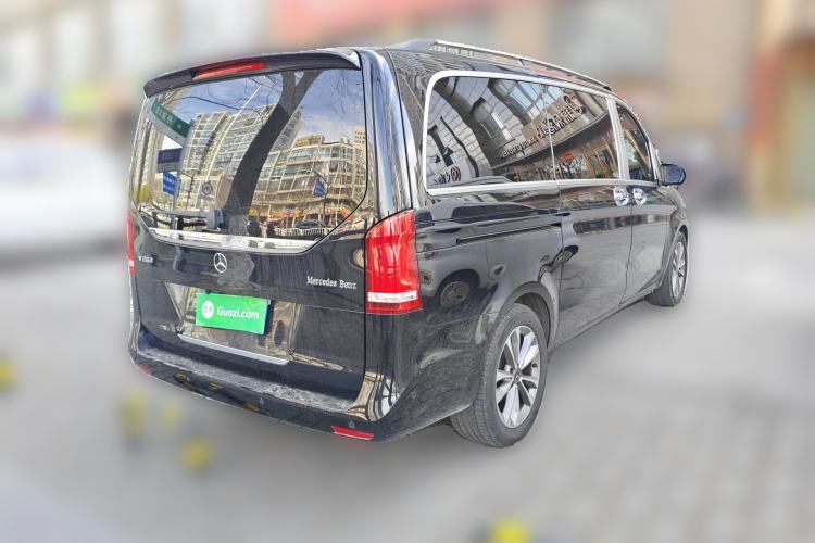 Used Mercedes-Benz V-Class 2022 V 260 Avantgarde Edition Rear Right 45 Deg