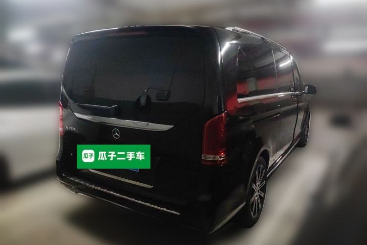 Used Mercedes-Benz V-Class 2022 V 260 L Long-wheelbase Luxury Edition Rear Right 45 Deg