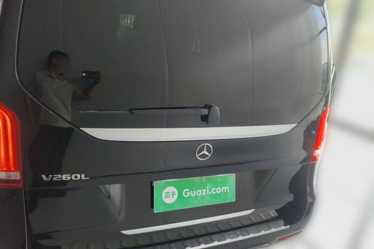 Used Mercedes-Benz V-Class 2022 V 260 L Long-wheelbase Luxury Edition Rear