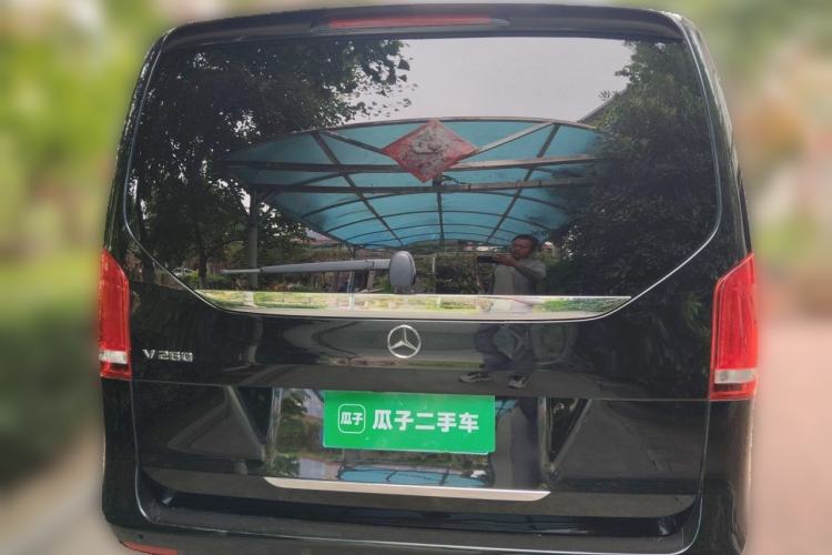Used Mercedes-Benz V-Class 2022 V 260 Avantgarde Edition Rear