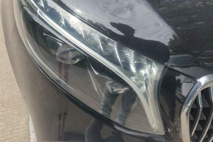 Used Mercedes-Benz V-Class 2022 V 260 L Long Wheelbase Prestige Edition Right Front Headlight