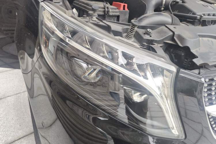Used Mercedes-Benz V-Class 2022 V 260 L Long-wheelbase Luxury Edition Right Front Headlight