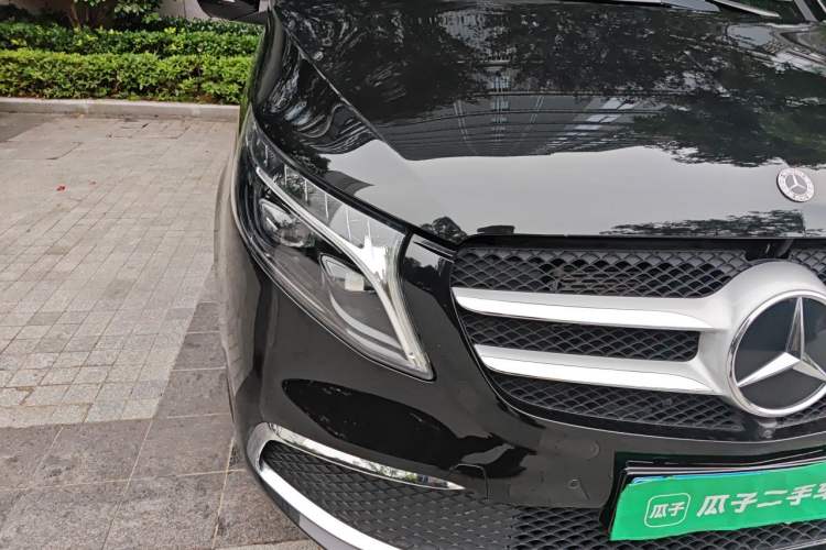 Used Mercedes-Benz V-Class 2022 V 260 L Long Wheelbase Prestige Edition Right Front Headlight