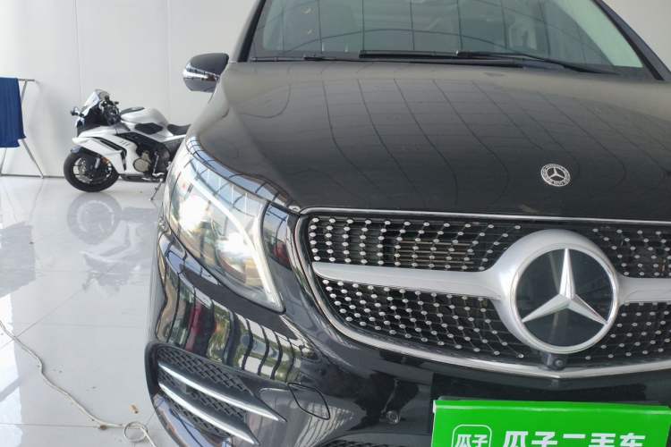 Used Mercedes-Benz V-Class 2022 V 260 L Long-wheelbase Luxury Edition Right Front Headlight