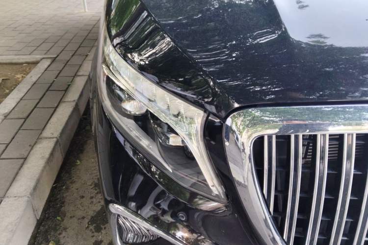 Used Mercedes-Benz V-Class  Right Front Headlight